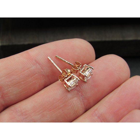 Sterling Silver Small Square Rose Gold Plated Stud CZ Earrings Vintage Wedding - Picture 3 of 6